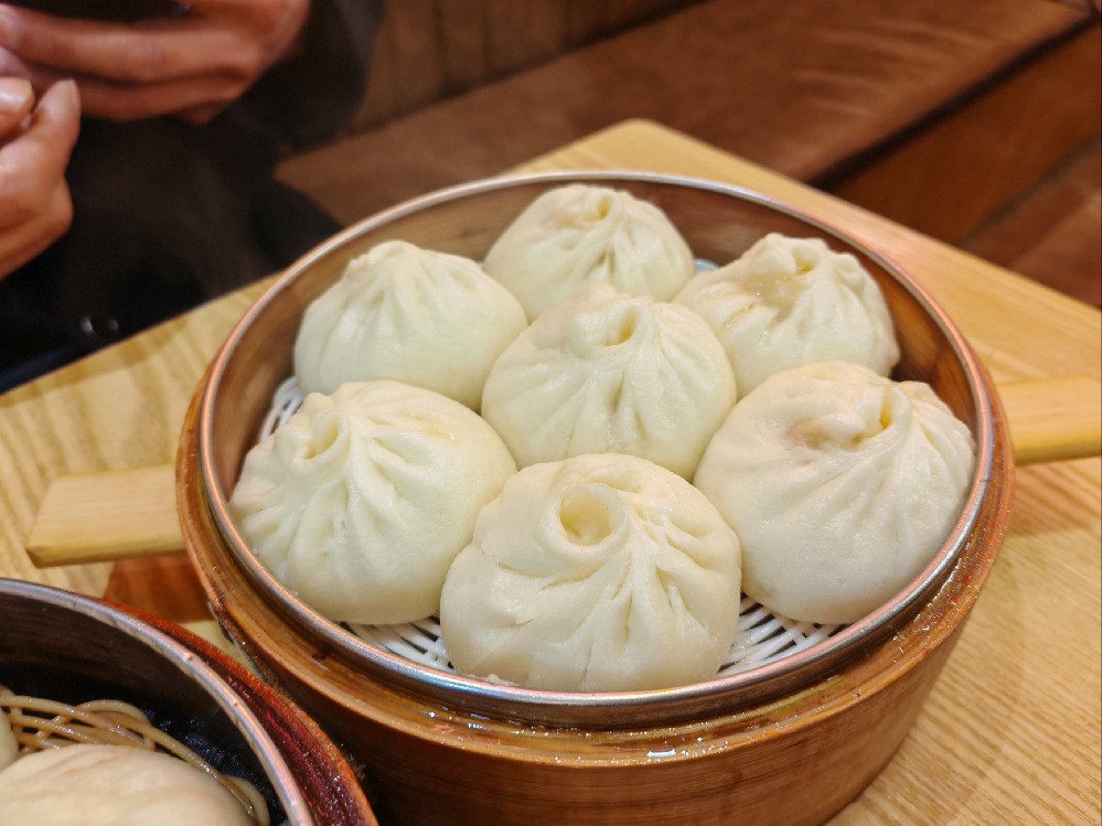 挑戰(zhàn)包 200 個(gè)包子擺攤，面發(fā)絕了卻剩餡？