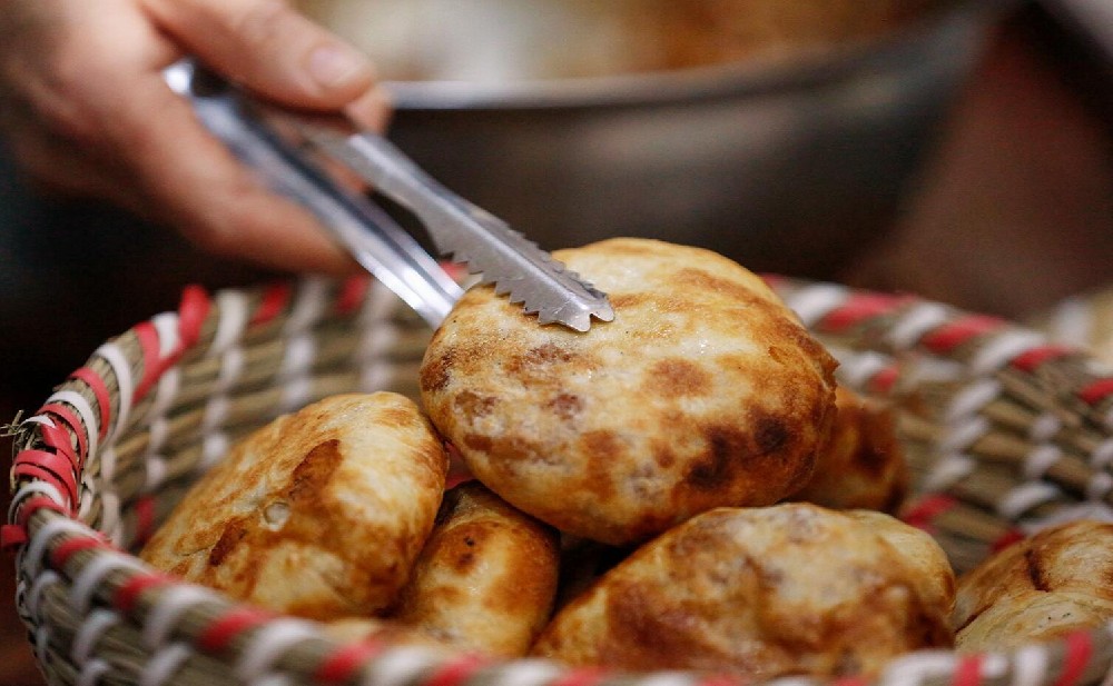 老濰縣肉火燒配方是什么?怎樣掌握技巧,做出香酥不膩的好味道!