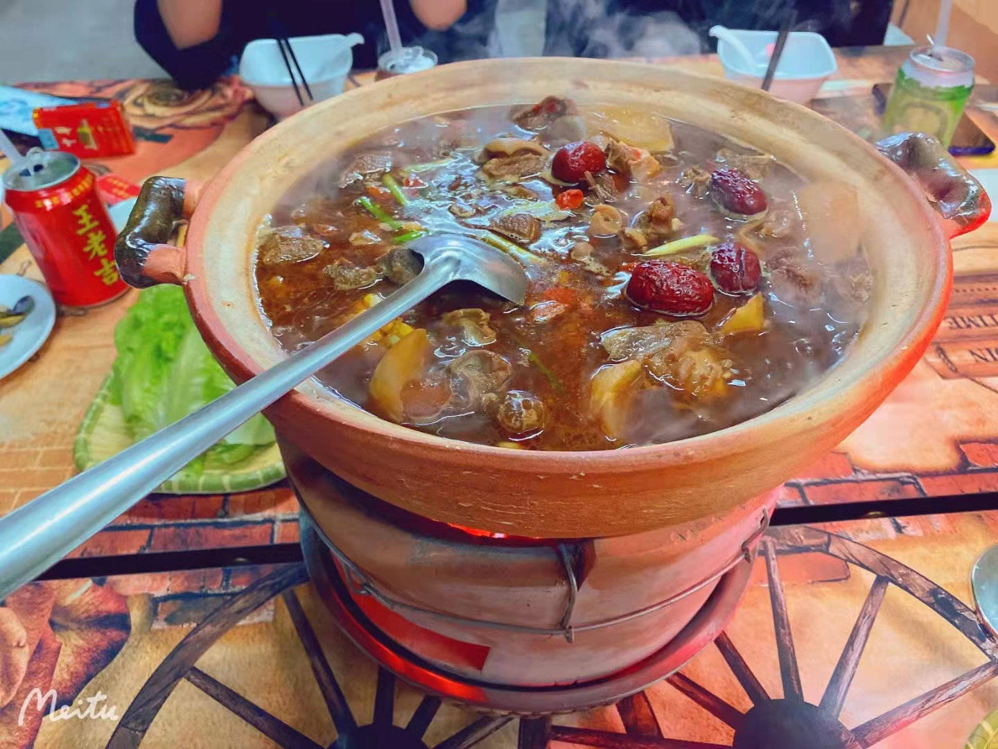 打邊爐投資成本高不高？一鍋好湯藏著學(xué)問，新手入行到底值不值！