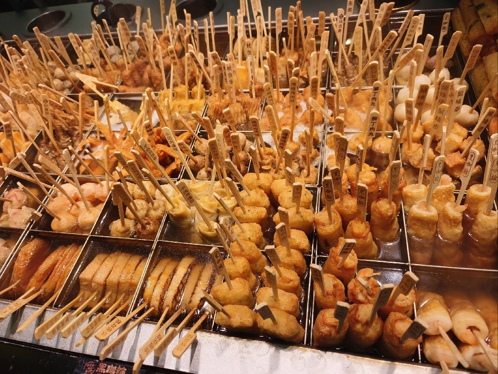 關(guān)東煮培訓(xùn)哪家好？學(xué)技術(shù)選對(duì)地方，擺攤開店都能輕松起步！