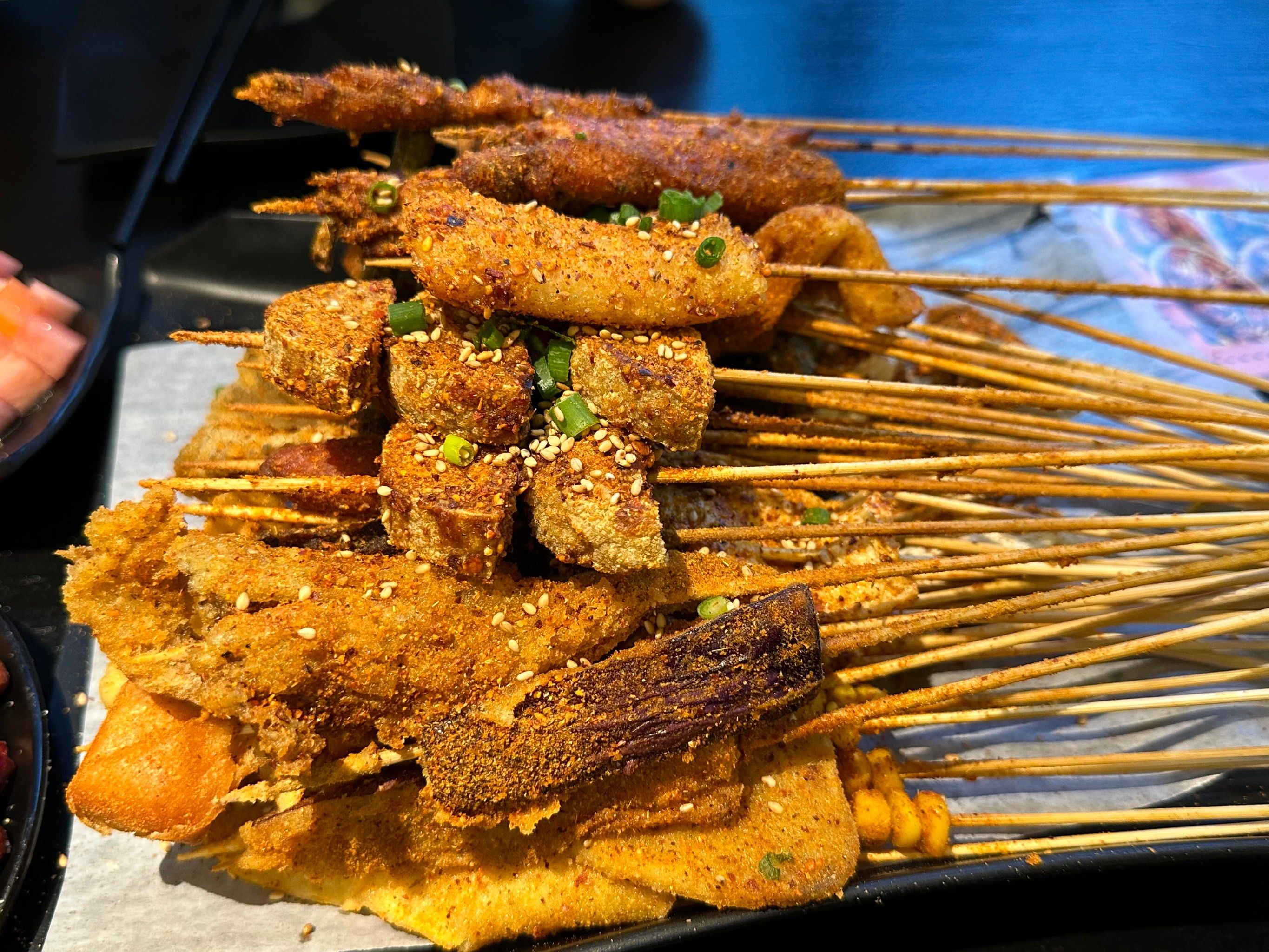 保定哪有炸串培訓靠譜？學會核心技巧更關(guān)鍵，你到底要怎么選！