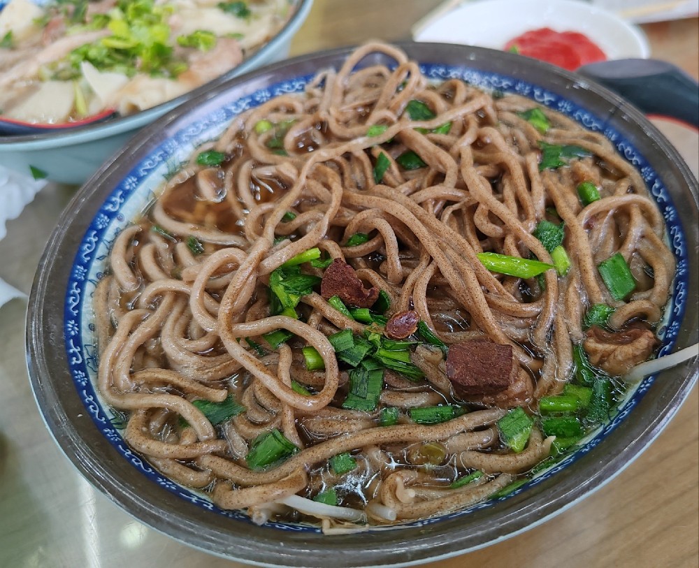 饸饹面的做法與配方怎么掌握？關(guān)鍵技巧與創(chuàng)業(yè)實操全解析