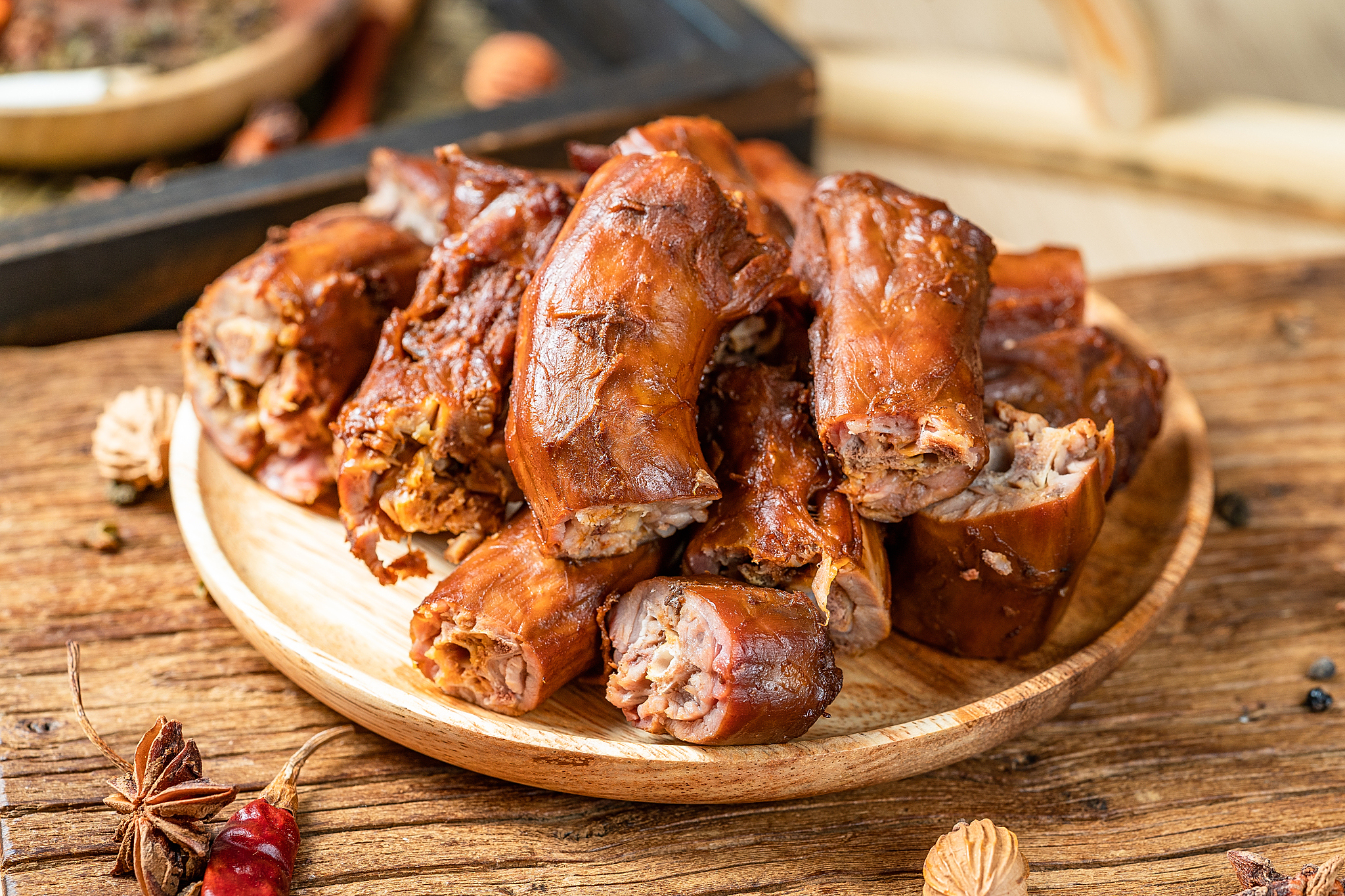 絕味鴨脖的鹵制方法解析流程技巧與風(fēng)味穩(wěn)定要點(diǎn)，新手也能上手