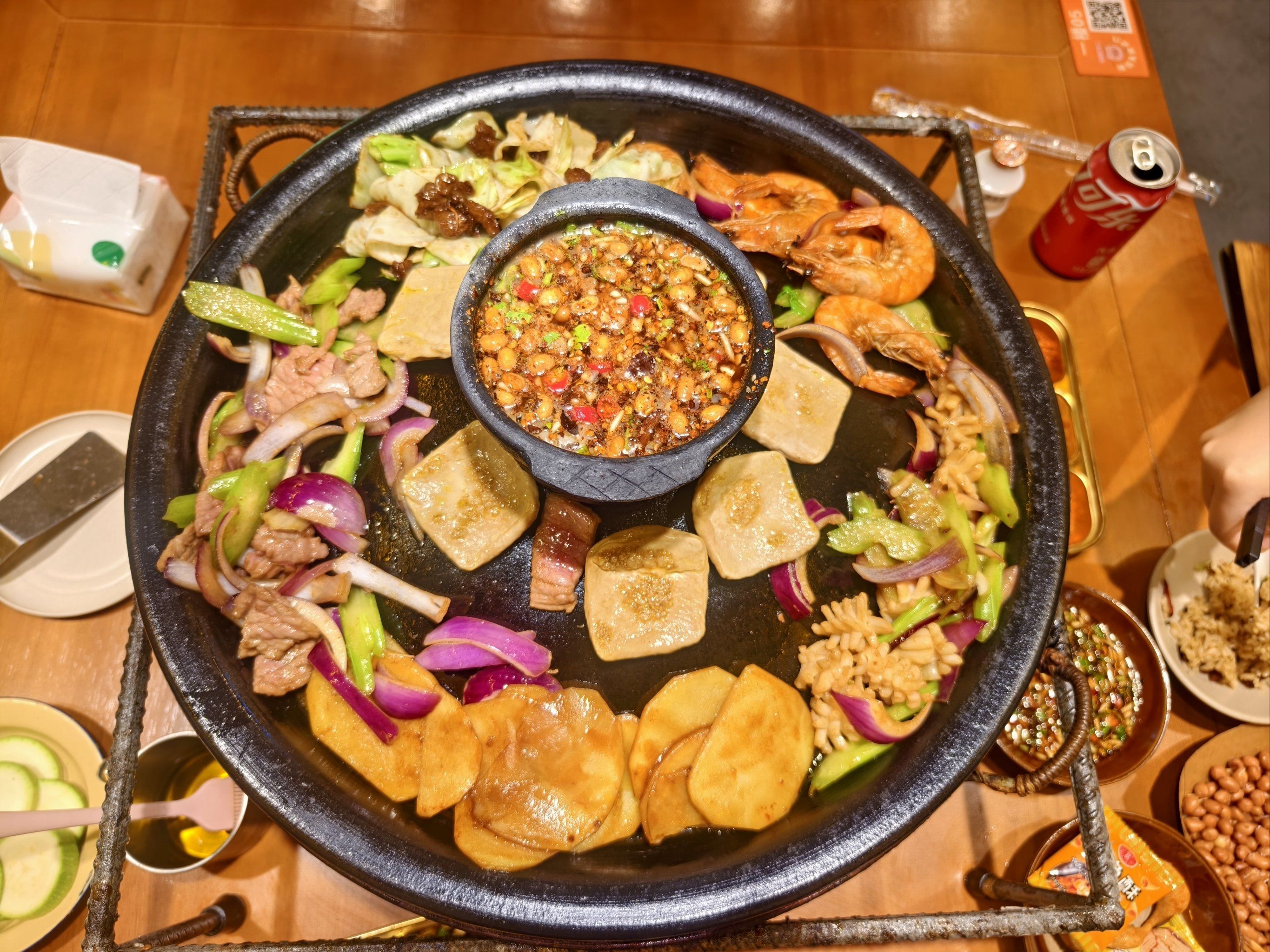 貴州烙鍋正宗做法是怎樣的？從原料到火候，把關(guān)鍵細(xì)節(jié)說(shuō)透