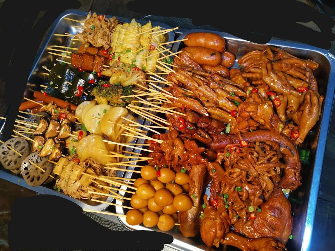 費(fèi)縣去哪學(xué)鹵味更靠譜？把學(xué)習(xí)方式和真實(shí)教學(xué)流程講明白，心里有數(shù)再?zèng)Q定