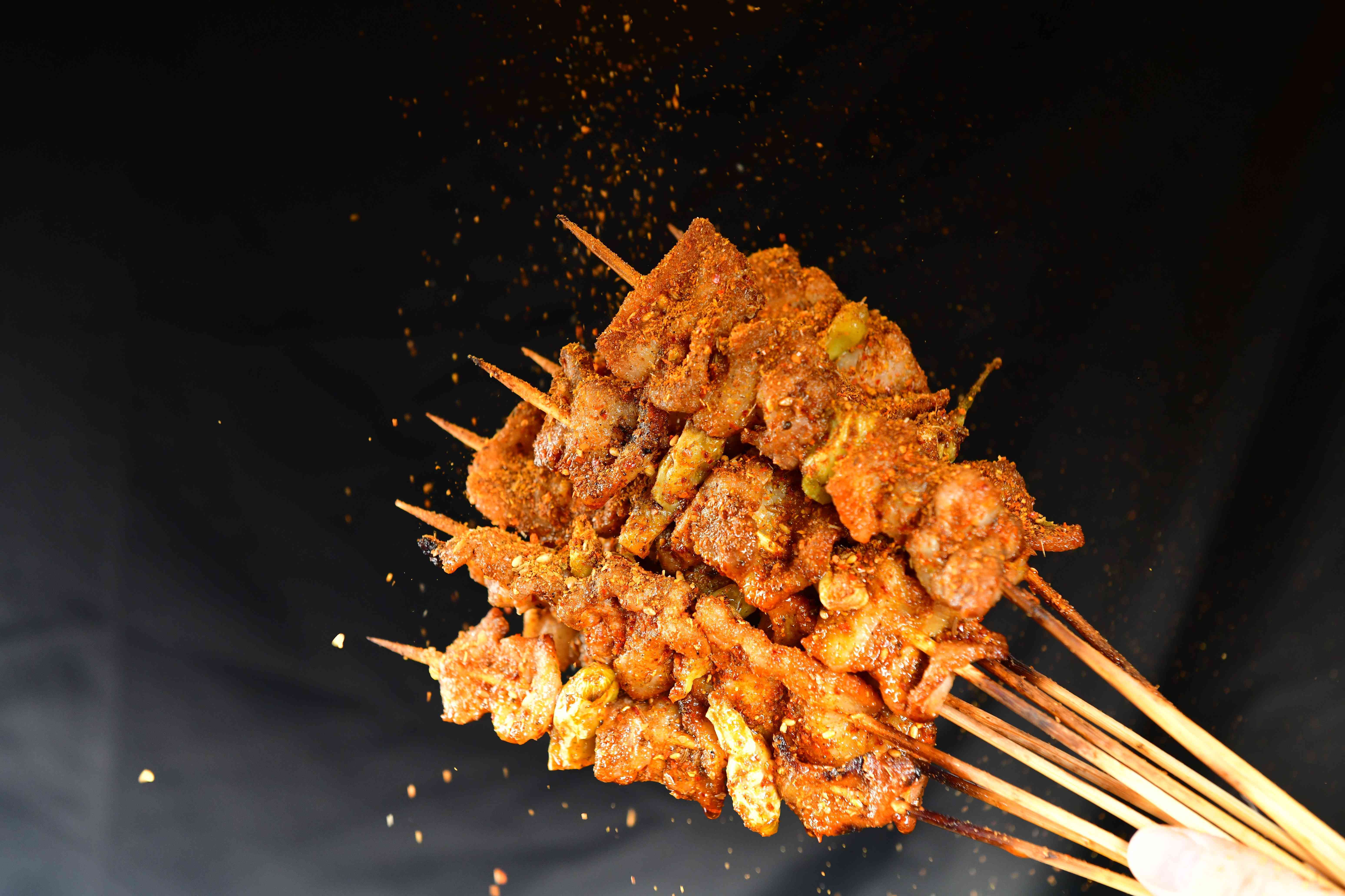 徐州想學(xué)燒烤？掌握這3大“腌料撒料”絕技，火遍淮海經(jīng)濟(jì)區(qū)！