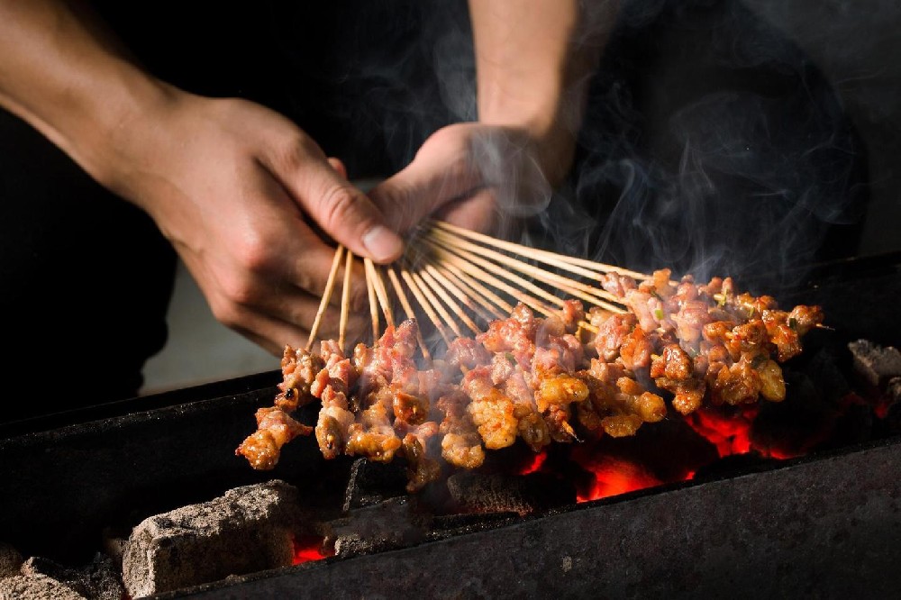 哪里學(xué)燒烤最正宗？真正決定燒烤味道的不是配方，而是這套完整技術(shù)邏輯