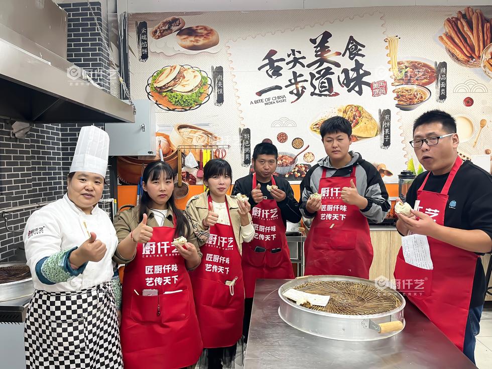 早餐包子和面配方怎么掌握？想做早餐包子生意的人，這些細節(jié)比配方更重要